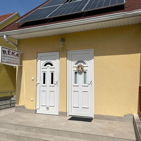 Reka Apartmanhaz Buk Exterior photo